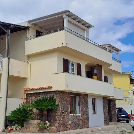 Alojamento de Acomodação e Pequeno-almoço L'alba Nel Golfo 3*