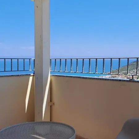 L'alba Nel Golfo Alojamento de Acomodação e Pequeno-almoço 3*