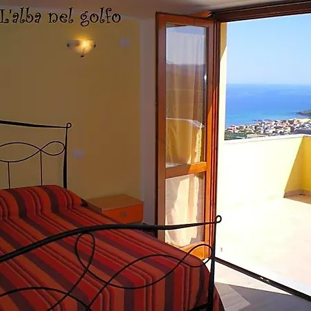 לינה וארוחת בוקר L'alba Nel Golfo קאסטלסארדו